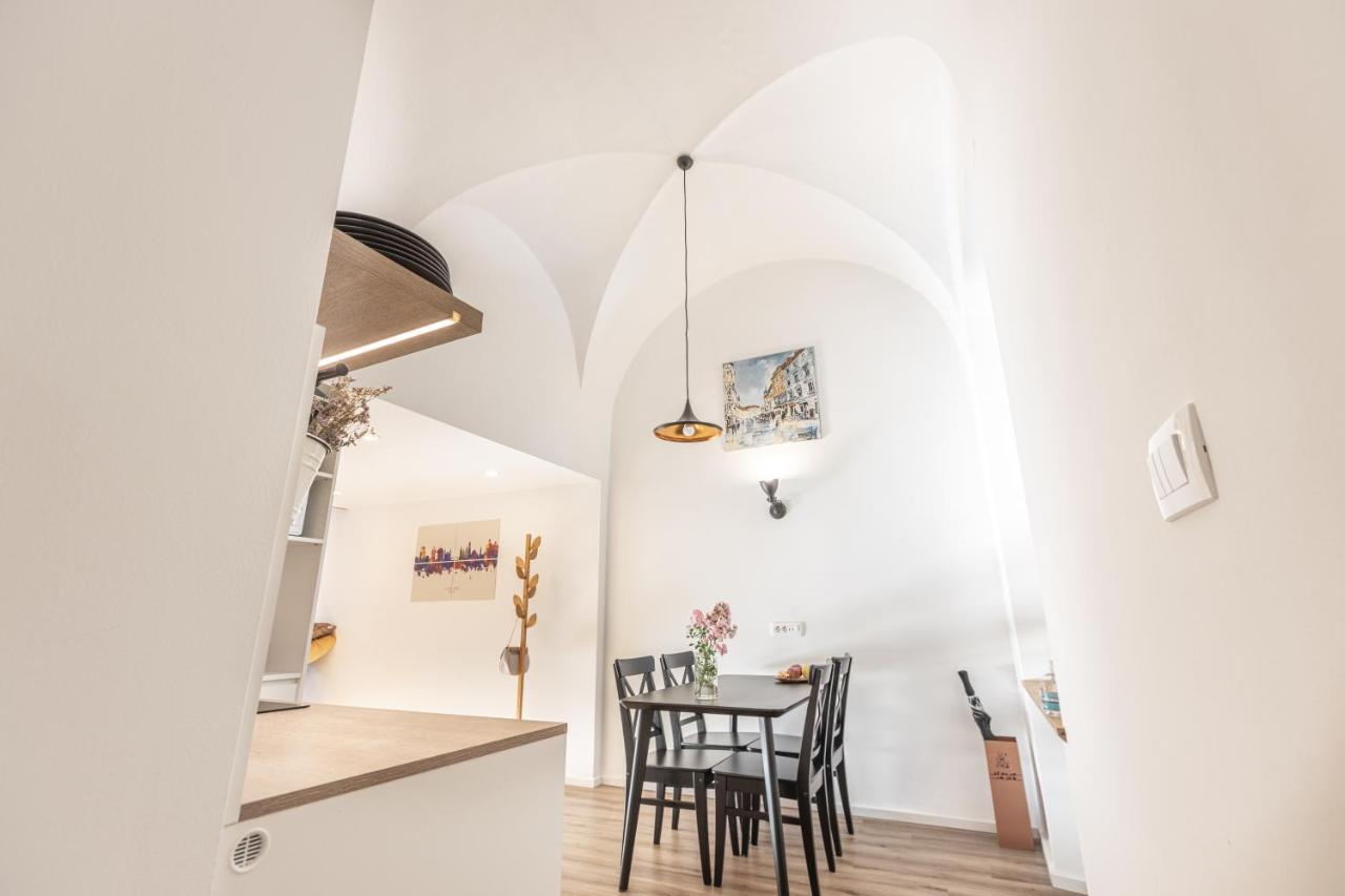 Old Quarter Residence Ljubljana Ngoại thất bức ảnh